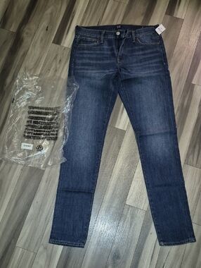 Nwt GAP Women's Best Girlfriend Dark Blue Slim Skinny Jeans..size 27 Tall